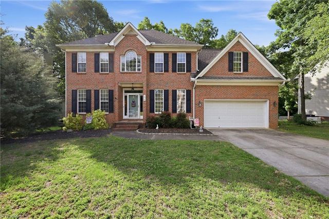 1914 Treyburn Lane, High Point, NC 27265