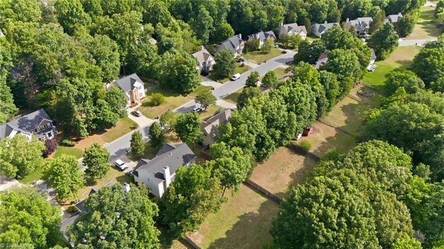 1914 Treyburn Lane, High Point, NC 27265