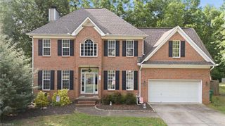 1914 Treyburn Lane, High Point, NC 27265