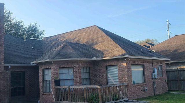 2309 St Patrick Lane, Deer Park, TX 77536