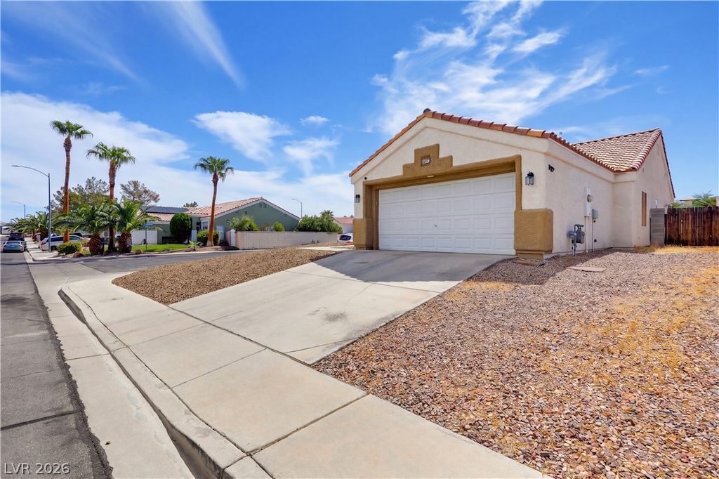 3211 Panamint Court, North Las Vegas, NV 89032 — photo 3