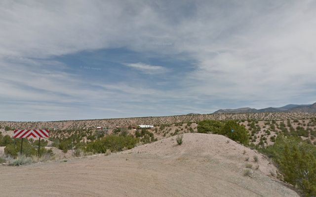 137 Vista Redonda, Santa Fe, NM 87506