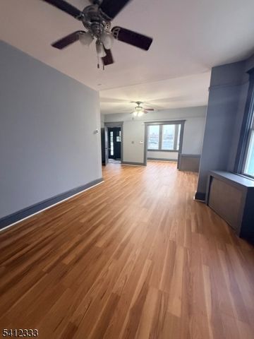 18 Hussa St, Linden City, NJ 07036