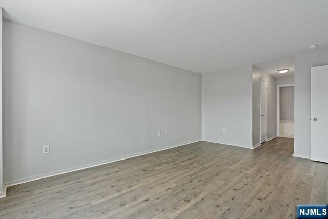 405 Williams Court 405, Edgewater, NJ 07020