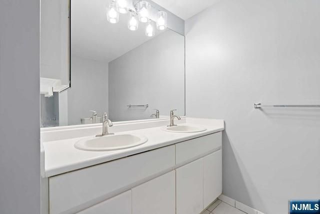 405 Williams Court 405, Edgewater, NJ 07020