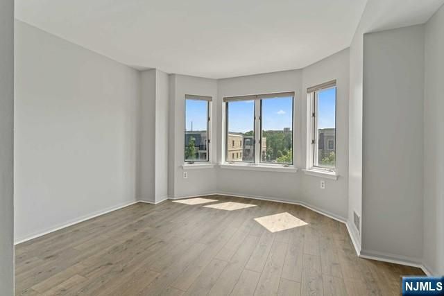 405 Williams Court 405, Edgewater, NJ 07020