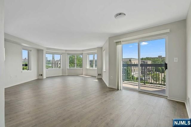 405 Williams Court 405, Edgewater, NJ 07020