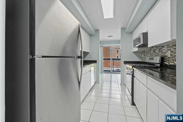 405 Williams Court 405, Edgewater, NJ 07020