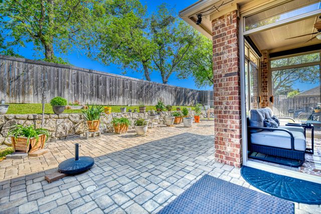 1129 Northlake Drive, Desoto, TX 75115