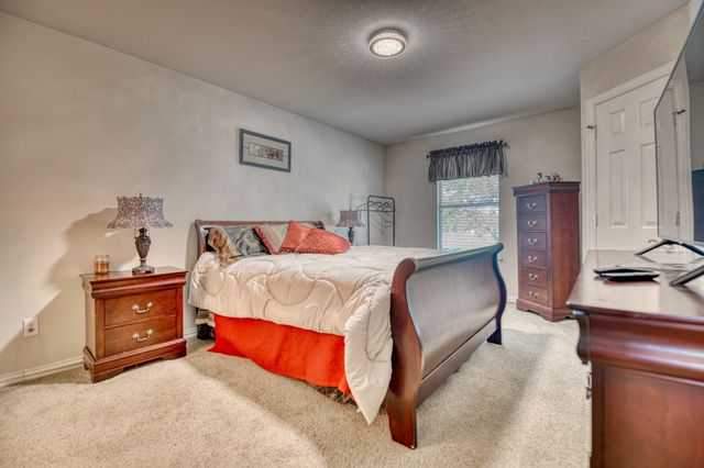 1129 Northlake Drive, Desoto, TX 75115