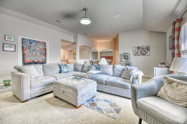 1129 Northlake Drive, Desoto, TX 75115