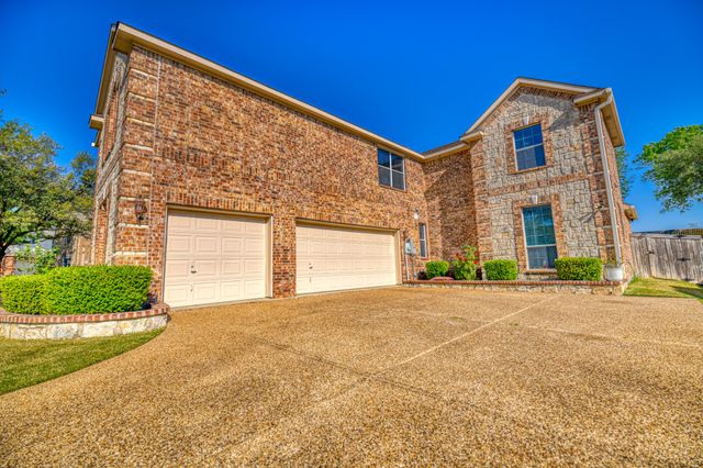 1129 Northlake Drive, Desoto, TX 75115