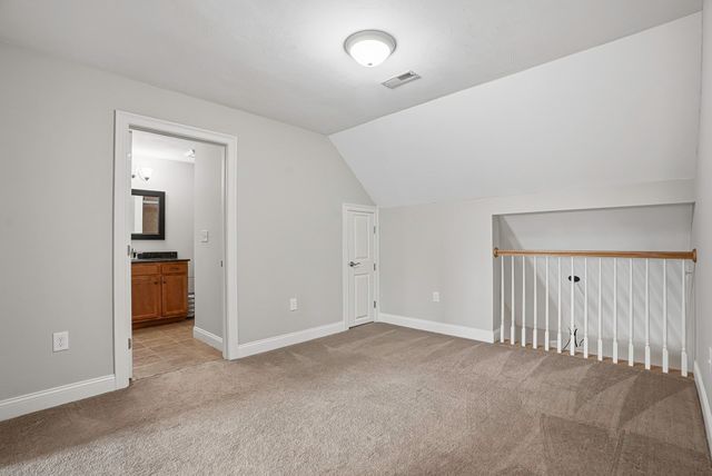 3 Woodbridge Court 3, Grafton, MA 01536