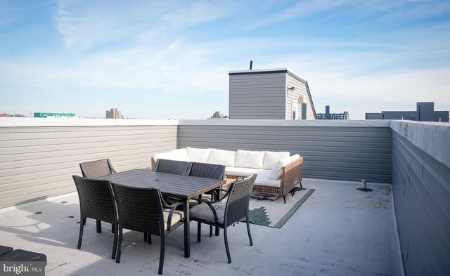 826 N BROAD ST, Philadelphia, PA 19130