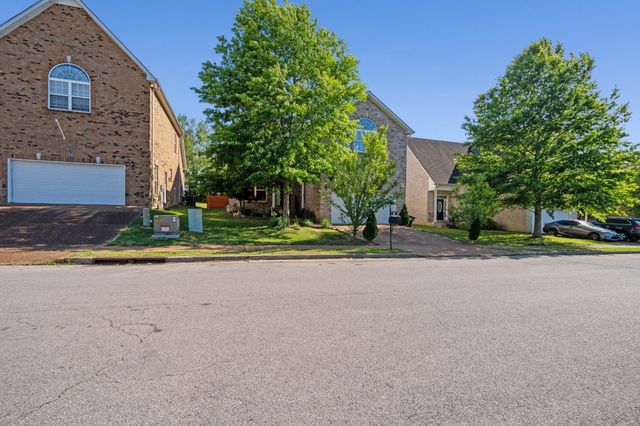 119 Sundown Dr, Antioch, TN 37013