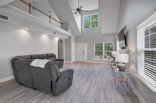 119 Sundown Dr, Antioch, TN 37013