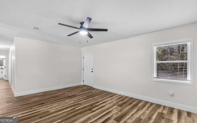 127 Glenn Bryant Road, Hinesville, GA 31313
