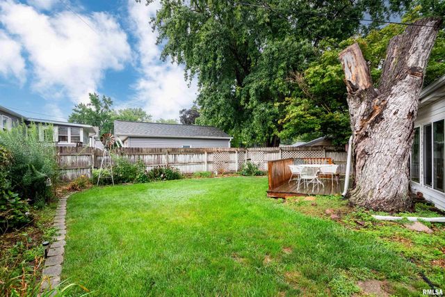 1 BRENTWOOD Court, Pekin, IL 61554