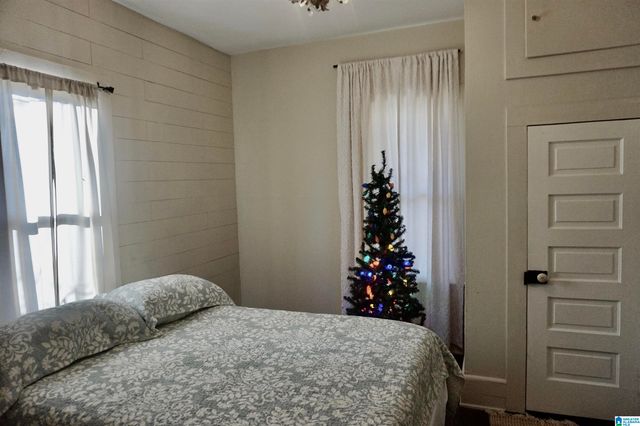 506 4TH STREET SE, Cullman, AL 35055