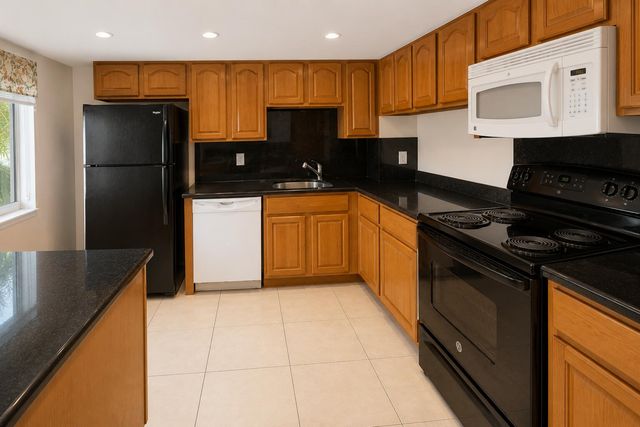 9872 MARINA Boulevard 1434, Boca Raton, FL 33428