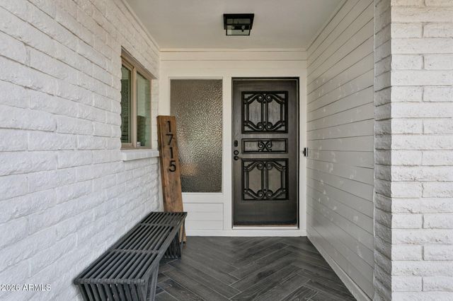 1715 W Orchid Lane, Phoenix, AZ 85021