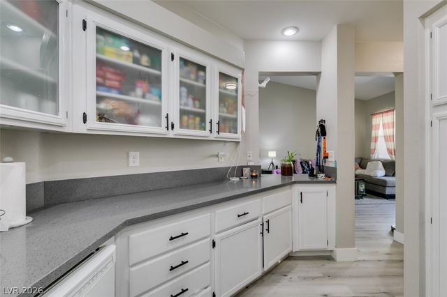 5155 West Tropicana Avenue 2081, Las Vegas, NV 89103