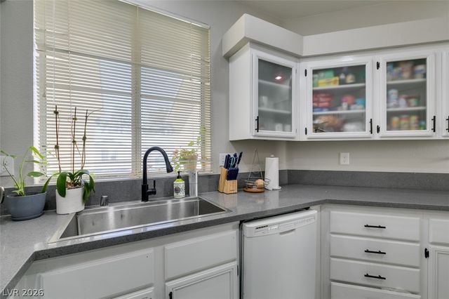 5155 West Tropicana Avenue 2081, Las Vegas, NV 89103