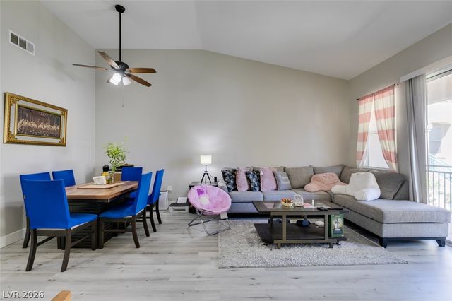 5155 West Tropicana Avenue 2081, Las Vegas, NV 89103
