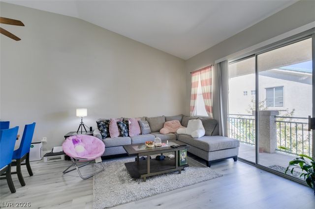 5155 West Tropicana Avenue 2081, Las Vegas, NV 89103