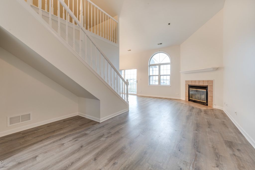 5S525 Scots Drive 6G, Naperville, IL 60563 — photo 3
