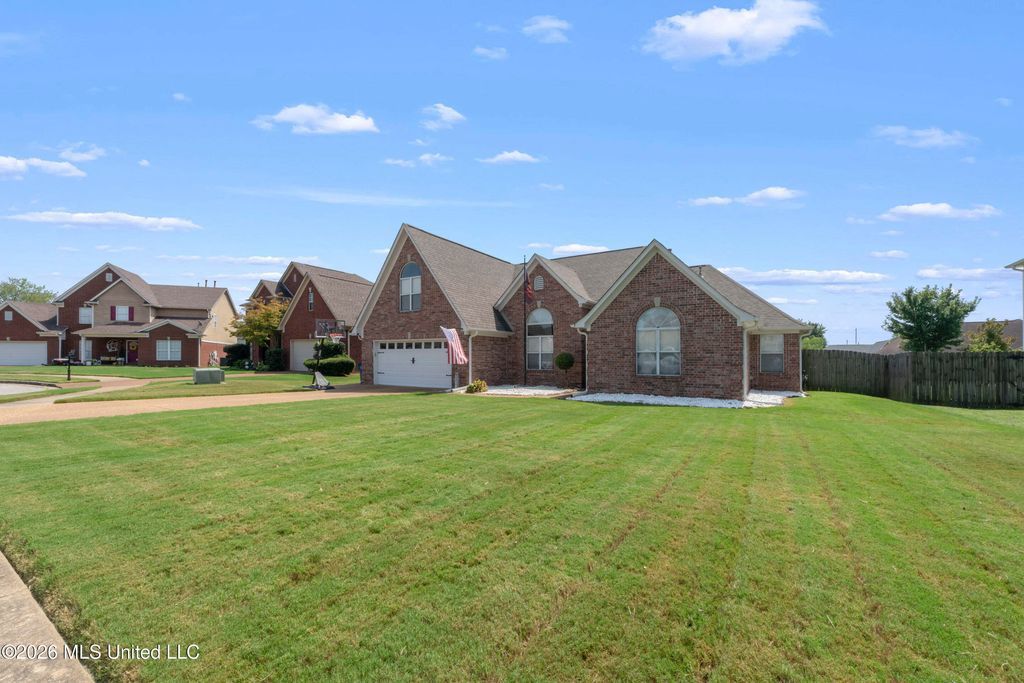6271 Ivy Oaks Cove, Olive Branch, MS 38654 — photo 4