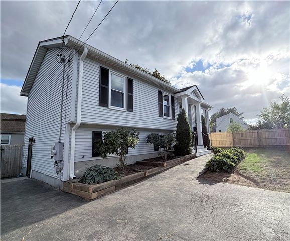 25 Sadler Street, North Providence, RI 02911