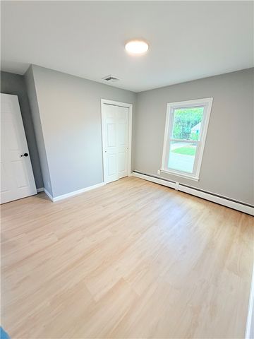 25 Sadler Street, North Providence, RI 02911