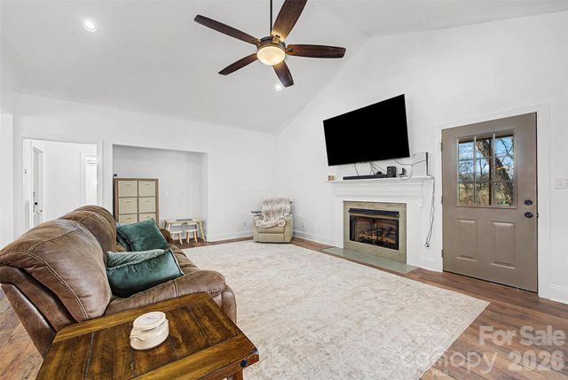 625 Britt Lane, Richburg, SC 29729