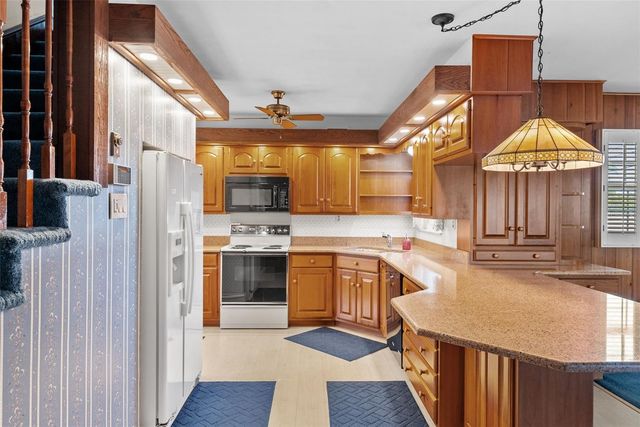 1353 EASTFIELD DRIVE, Clearwater, FL 33764