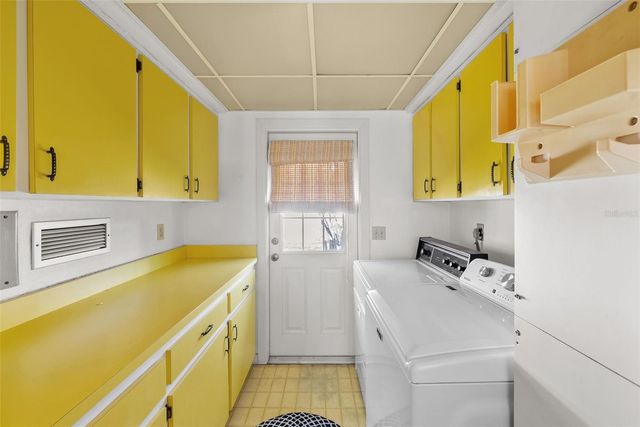 1353 EASTFIELD DRIVE, Clearwater, FL 33764