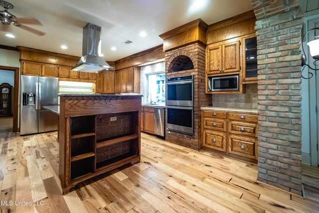 6147 Wirtz Road, Flowood, MS 39232