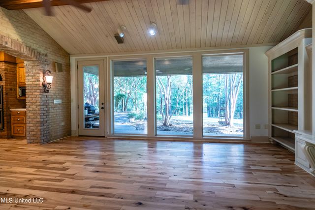 6147 Wirtz Road, Flowood, MS 39232