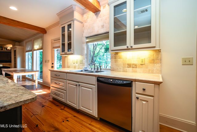 6147 Wirtz Road, Flowood, MS 39232