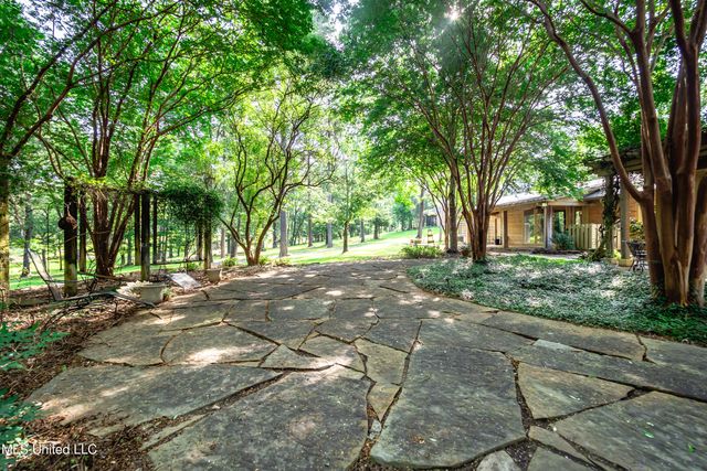 6147 Wirtz Road, Flowood, MS 39232