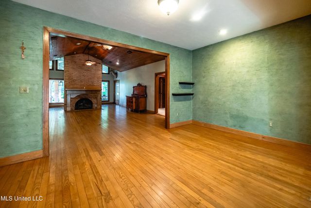 6147 Wirtz Road, Flowood, MS 39232