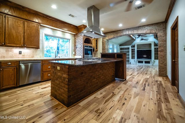 6147 Wirtz Road, Flowood, MS 39232