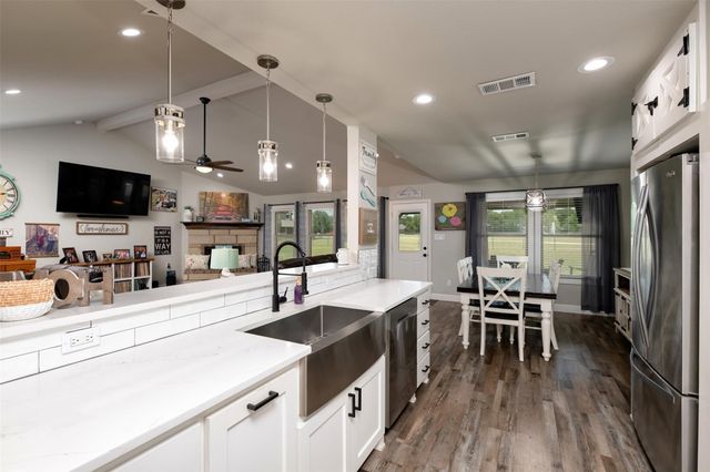 220 Hidden Meadow Trail, Leonard, TX 75452