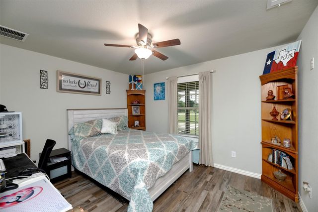 220 Hidden Meadow Trail, Leonard, TX 75452