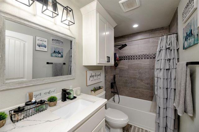 220 Hidden Meadow Trail, Leonard, TX 75452