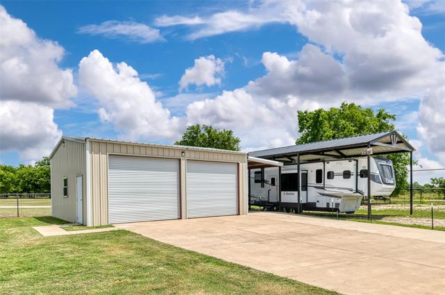 220 Hidden Meadow Trail, Leonard, TX 75452