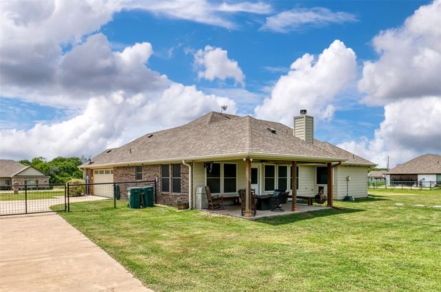 220 Hidden Meadow Trail, Leonard, TX 75452