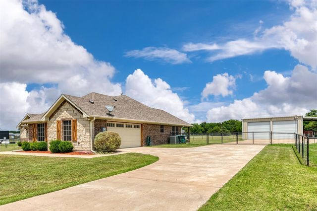 220 Hidden Meadow Trail, Leonard, TX 75452