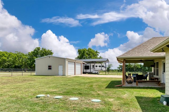 220 Hidden Meadow Trail, Leonard, TX 75452
