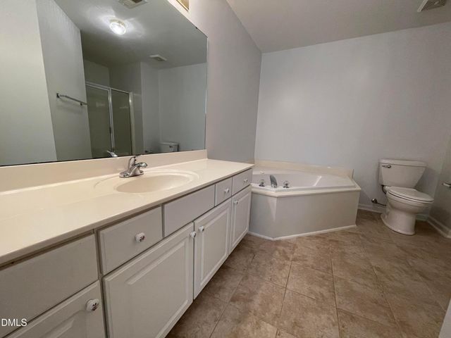 3622 Wellington Ridge Loop, Cary, NC 27518